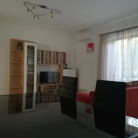 Apartament Eliva *