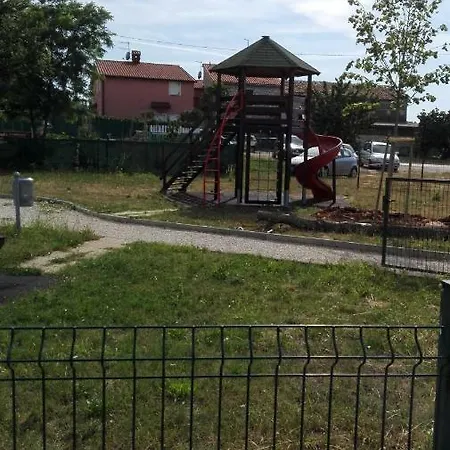 Apartament Eliva *