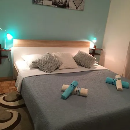 Eliva Apartment *